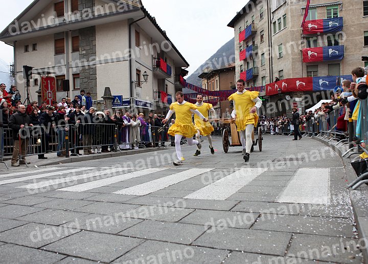 Gara delle Bighe 2011-7889.jpg